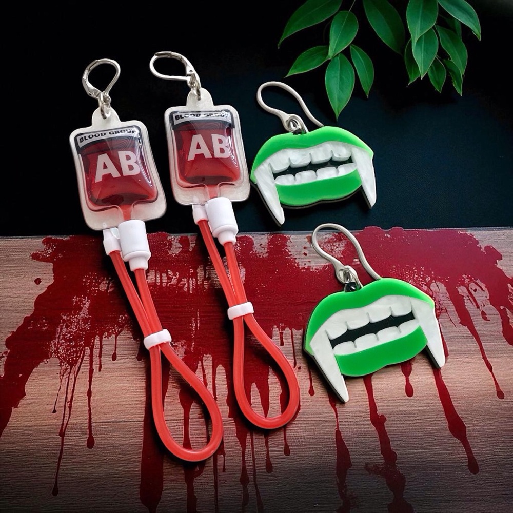 🆕 Blood Bag Type AB and Vampire Teeth Earring LAST PAIR OF VAMPIRE TEETH GREEN
